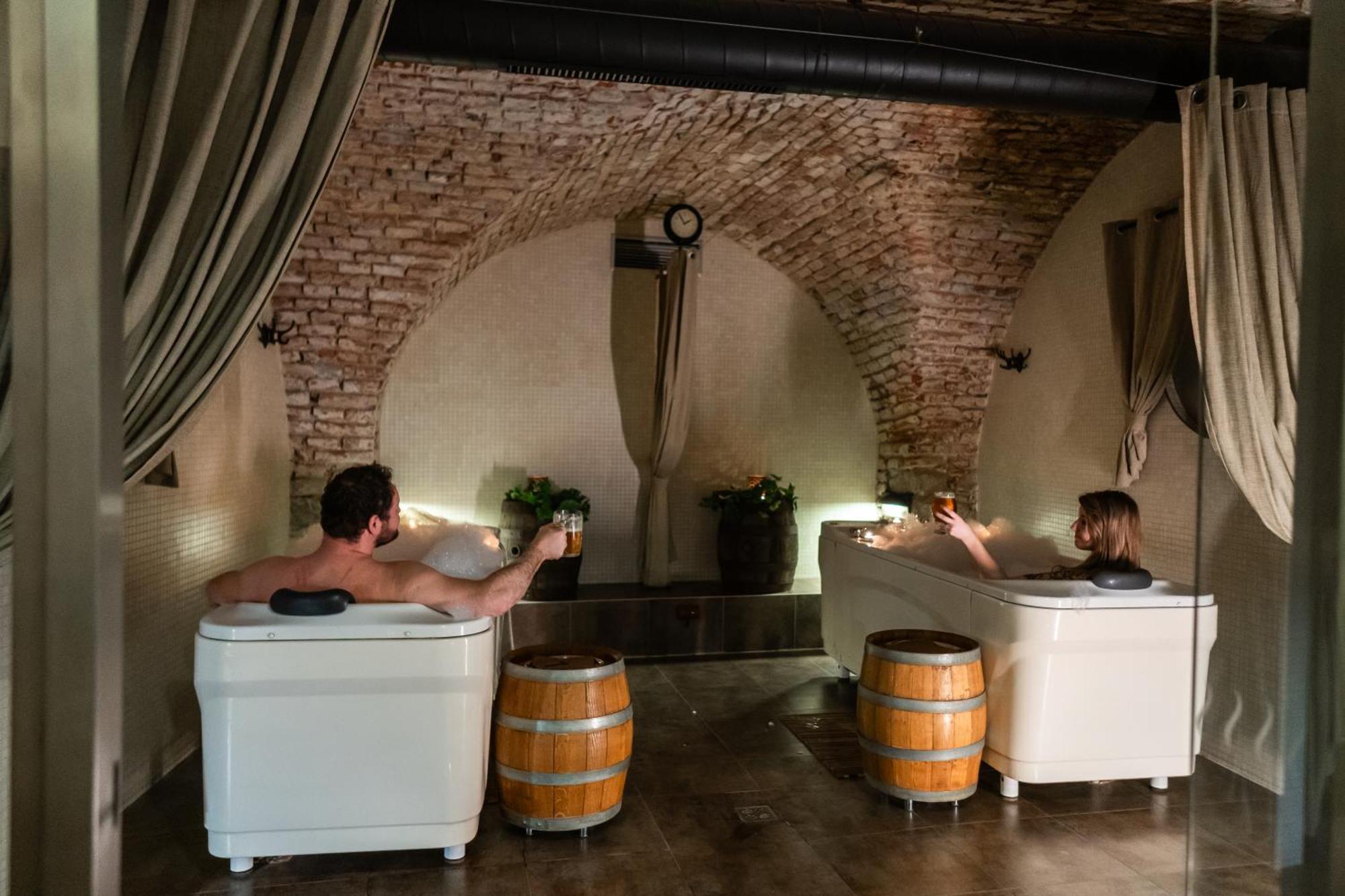 Hotel Sladovna Czarna Góra Zewnętrze zdjęcie