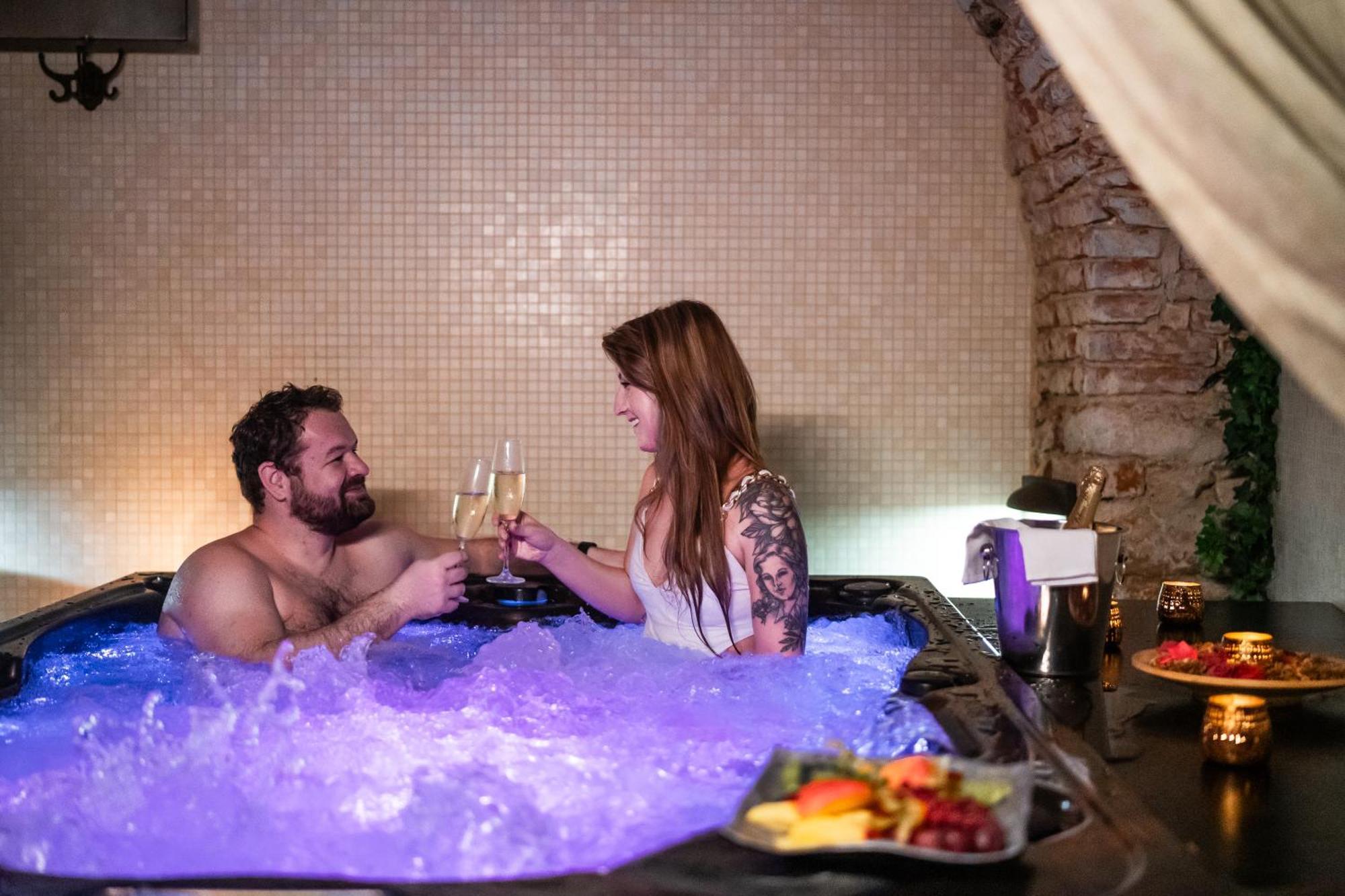Hotel Sladovna Czarna Góra Zewnętrze zdjęcie