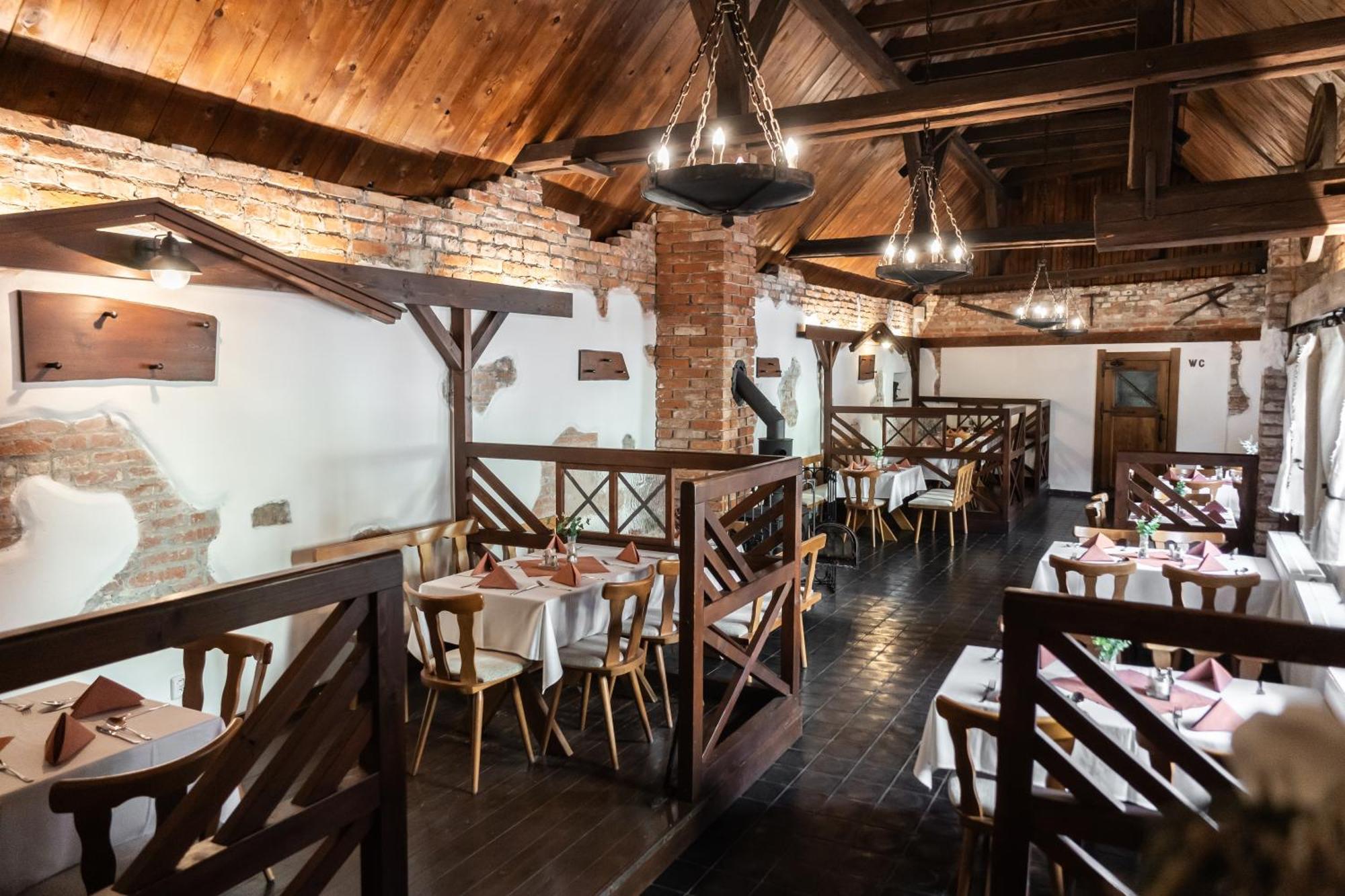 Hotel Sladovna Czarna Góra Zewnętrze zdjęcie