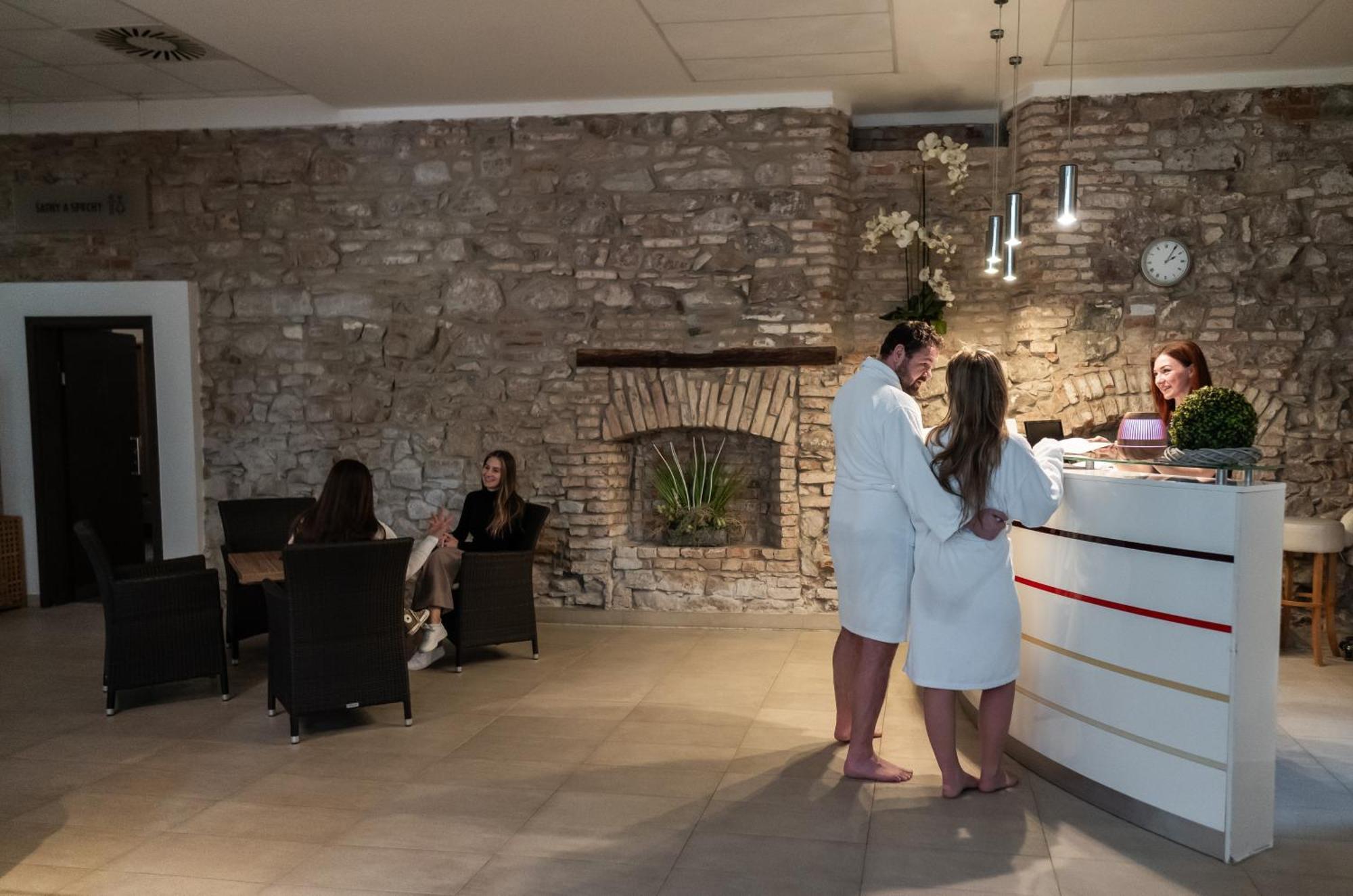 Hotel Sladovna Czarna Góra Zewnętrze zdjęcie