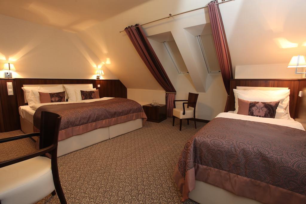 Hotel Sladovna Czarna Góra Pokój zdjęcie
