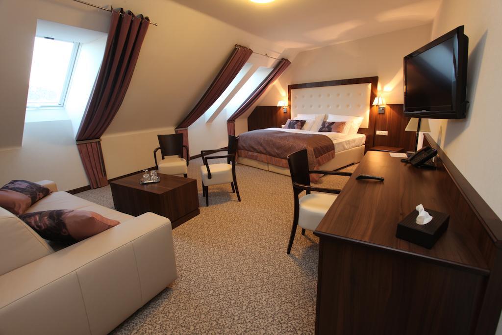 Hotel Sladovna Czarna Góra Pokój zdjęcie
